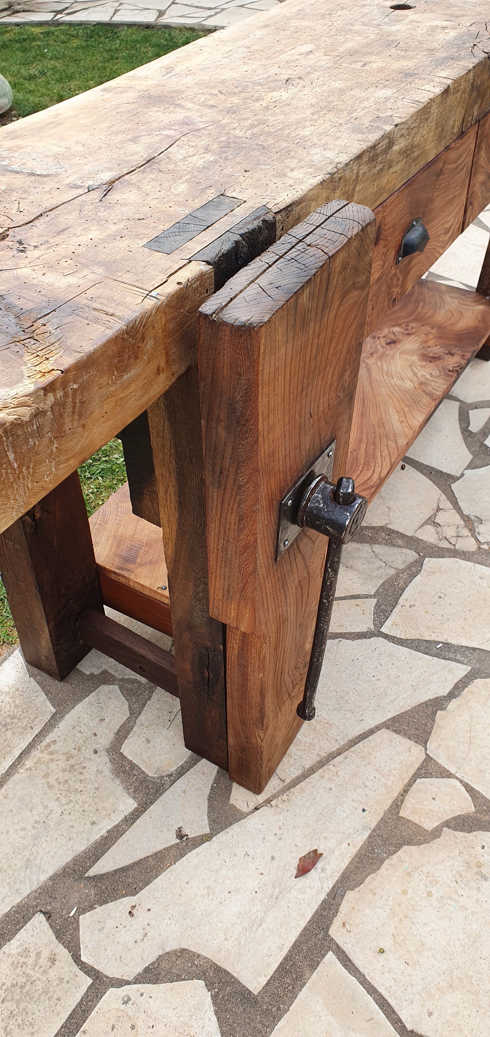 Old elm workbench, elm magnifying glass and oak. Renovated and pampered. 190cm.
