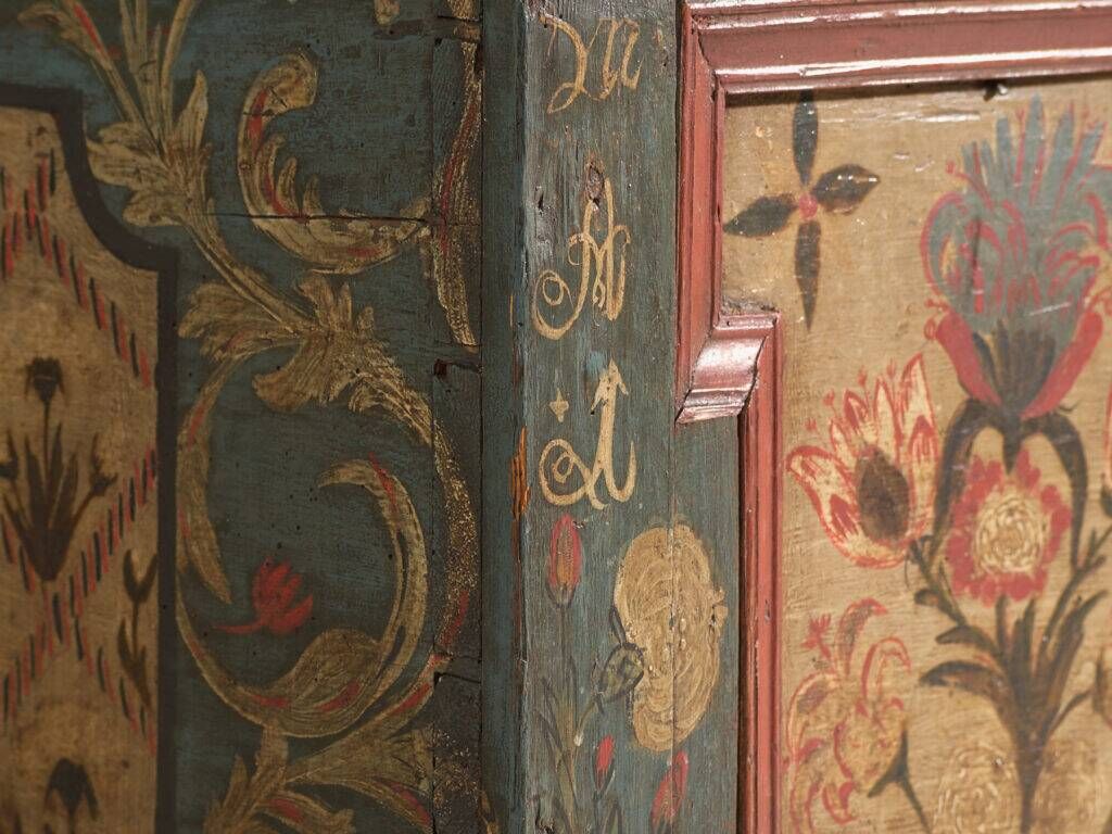 Antique wedding chest painted in pine – Austro-Hungarian Empire, Year 1775