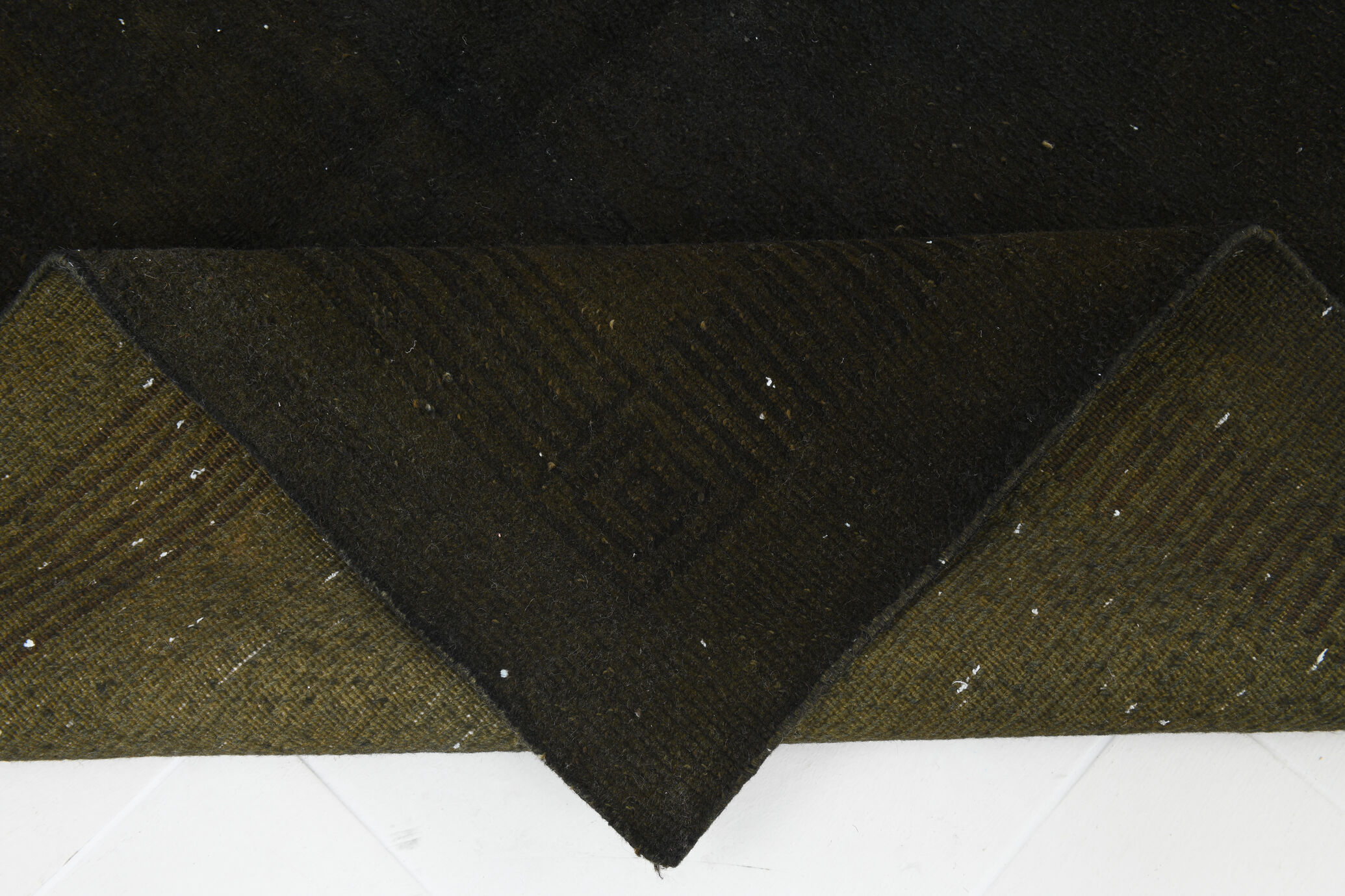 Handmade brown vintage rug 195x288cm