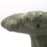 Organic sculptural accent lamp in green ceramic
