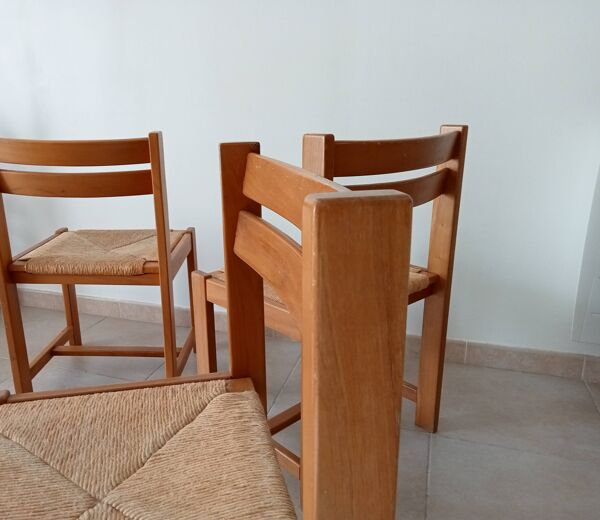 Lot de 2 chaises vintage en Orme massif et jonc dans le goût Regain/Asserbo