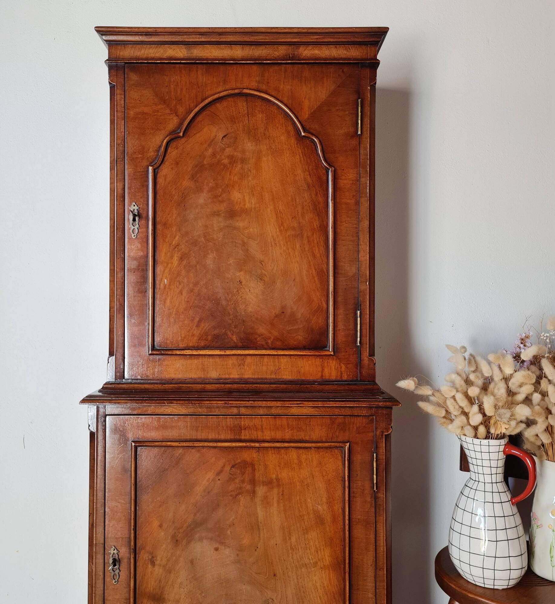 Walnut wardrobe 1930 - English storage furniture