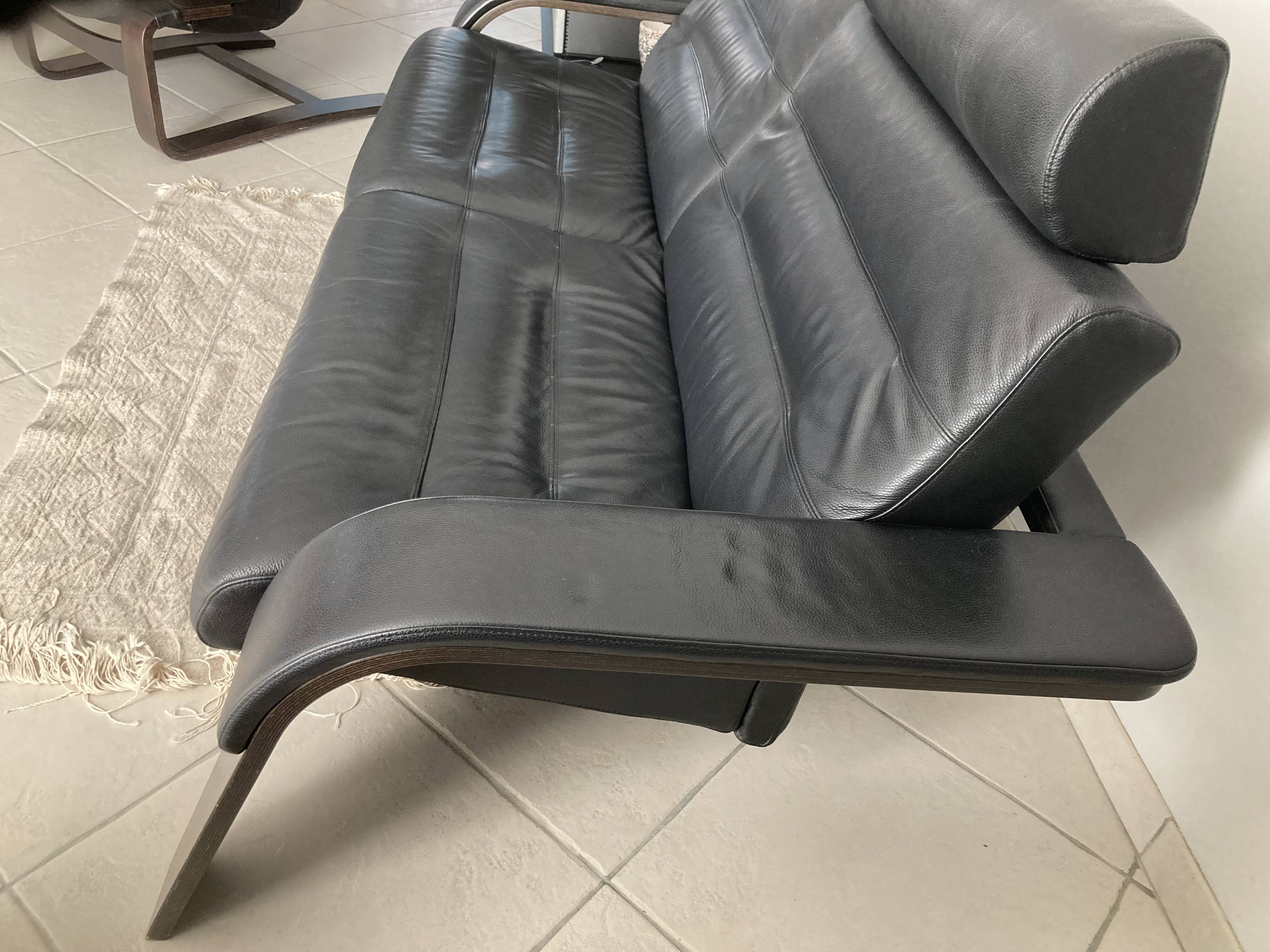 Black leather sofa Nova Roche Bobois
