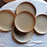 Plates Sandstone Village