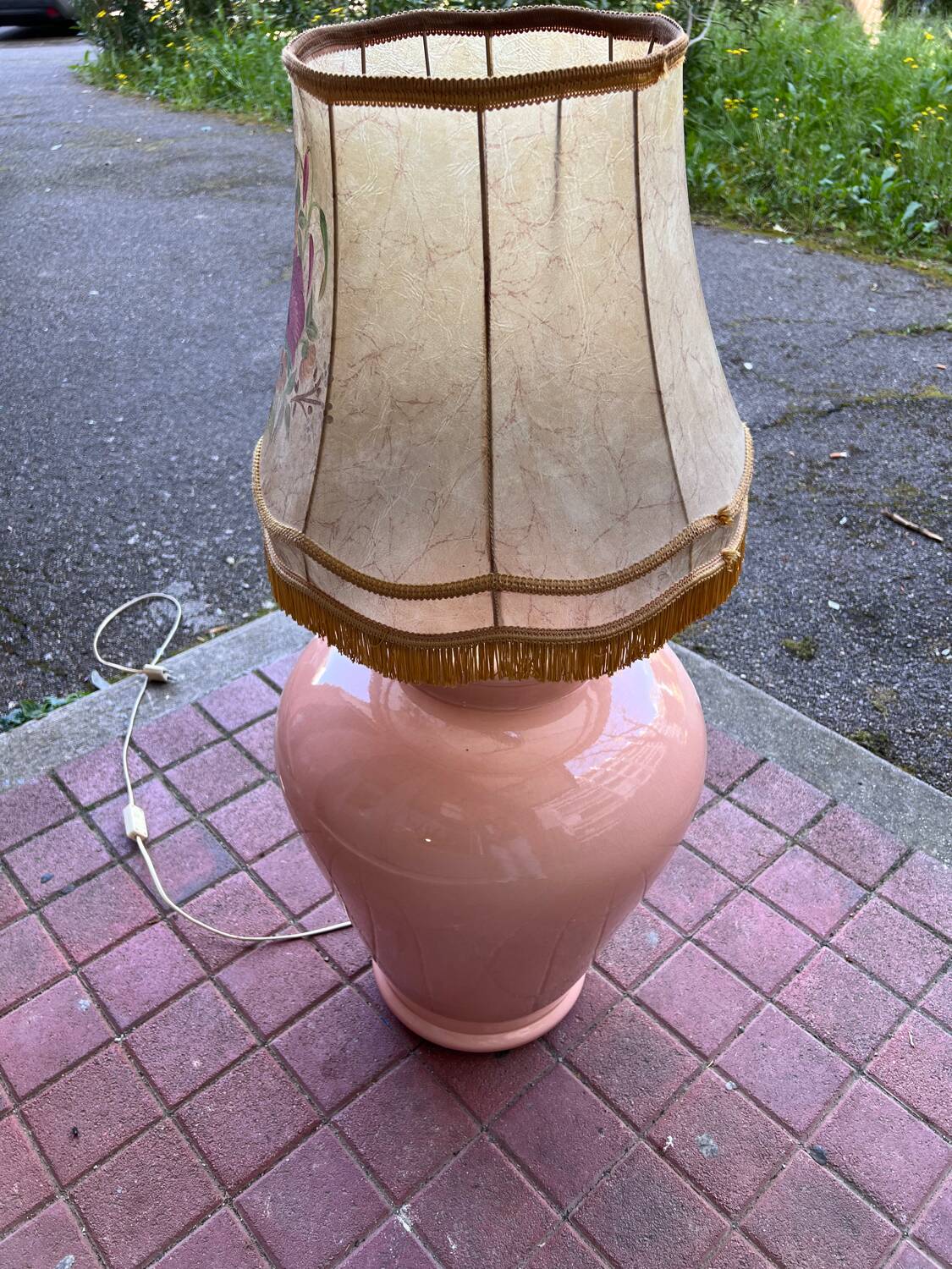 Large vintage ceramic pink pot lamp – Hand-painted lampshade