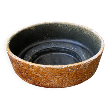 Glazed ceramic cup