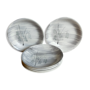 Six assiettes céramique