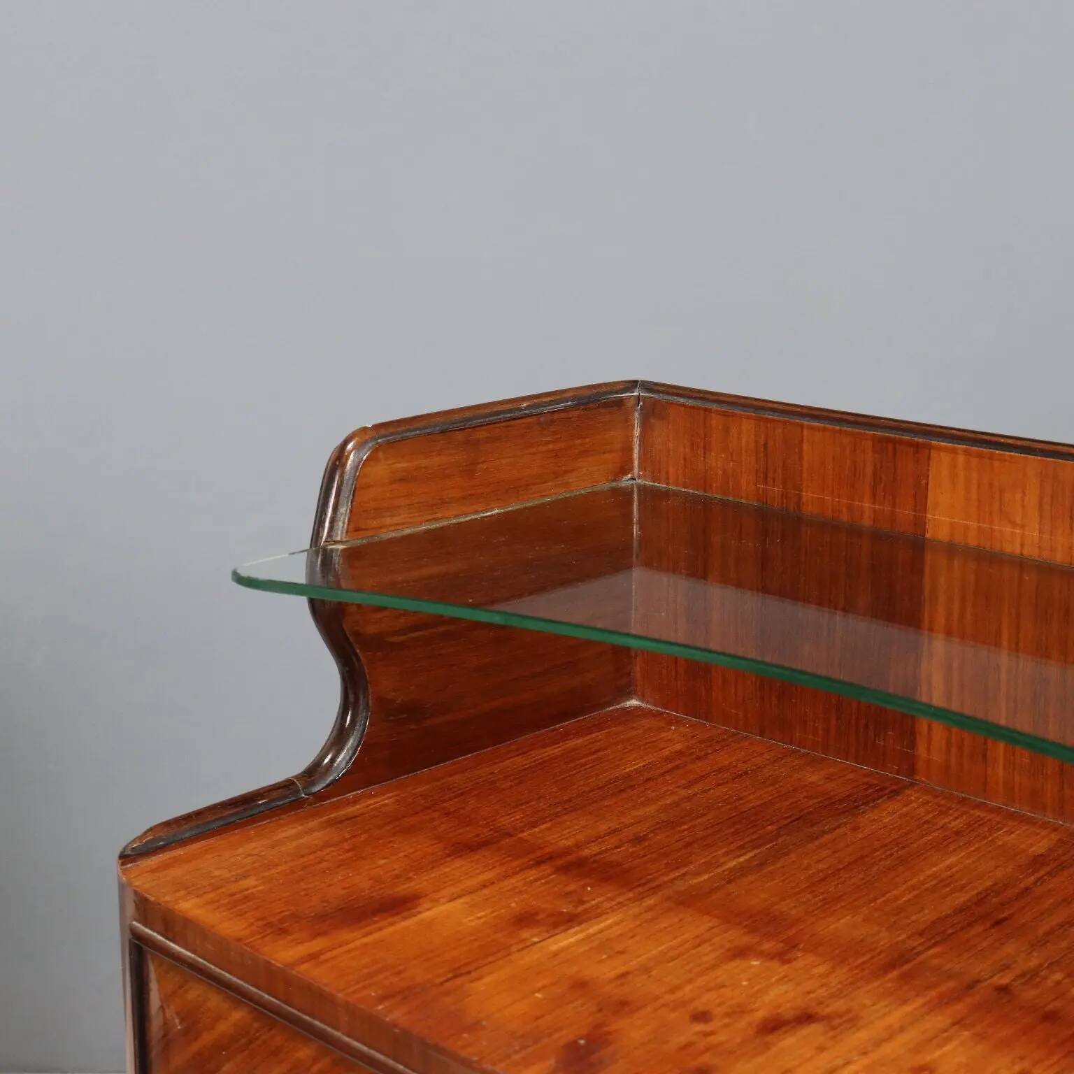 Pair of vintage bedside tables in exotic wood veneer, design, Italy, 1950s
