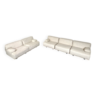 Fiandra Sofa (Three and Two Seater) By Vico Magistretti For Cassina, Italy