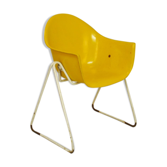 Yellow child chair by Walter Papst for Wilkhahn 1960s