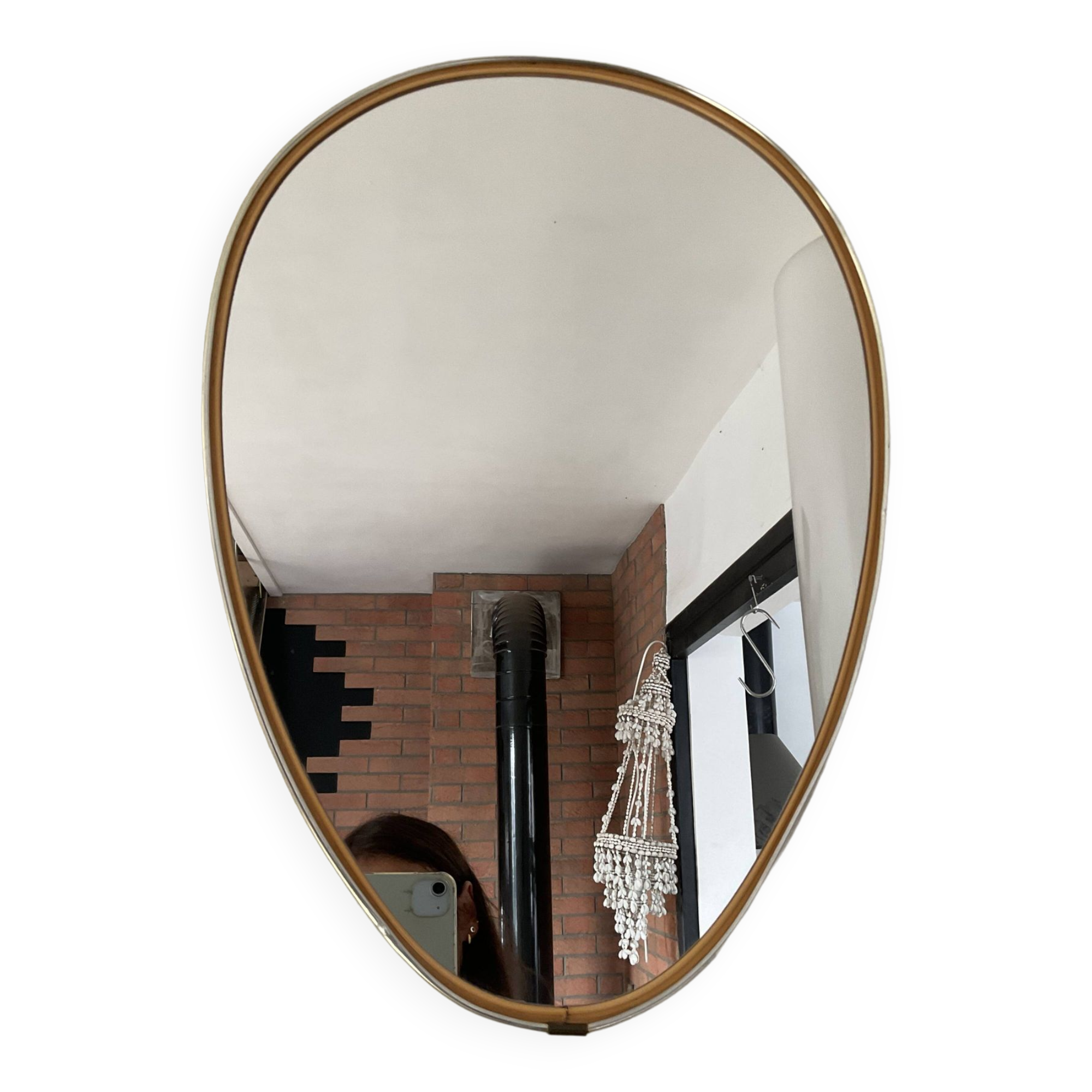 Asymmetrical free-form mirror from the 60s and 70s