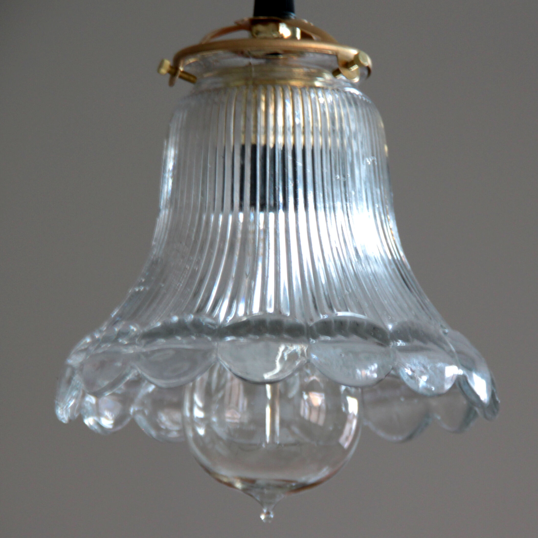 Suspension lampshade in old glass Cristallerie de Vallérysthal type Holophane workshop garage