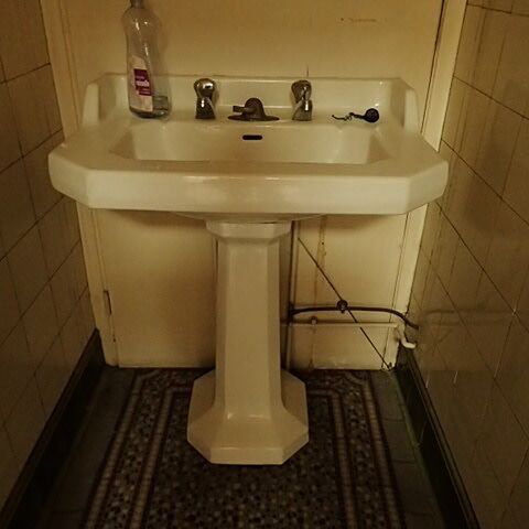 Simple sink on column