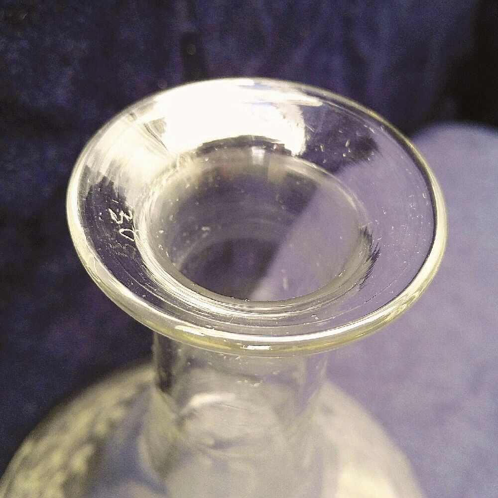 Chiseled glass decanter decoration foliage 50's vintage