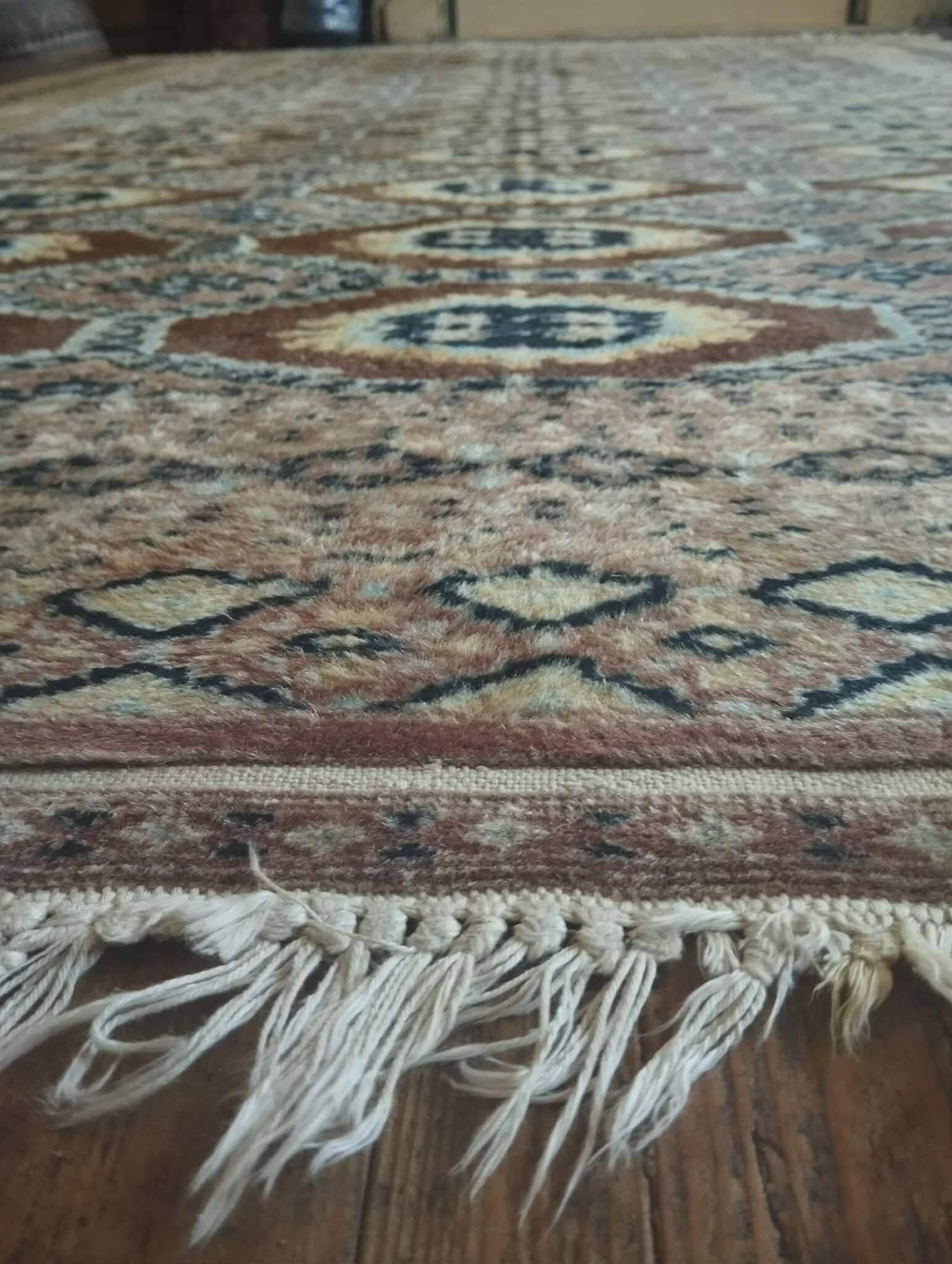 Handmade Pakistani Bukhara rug 230x161cm