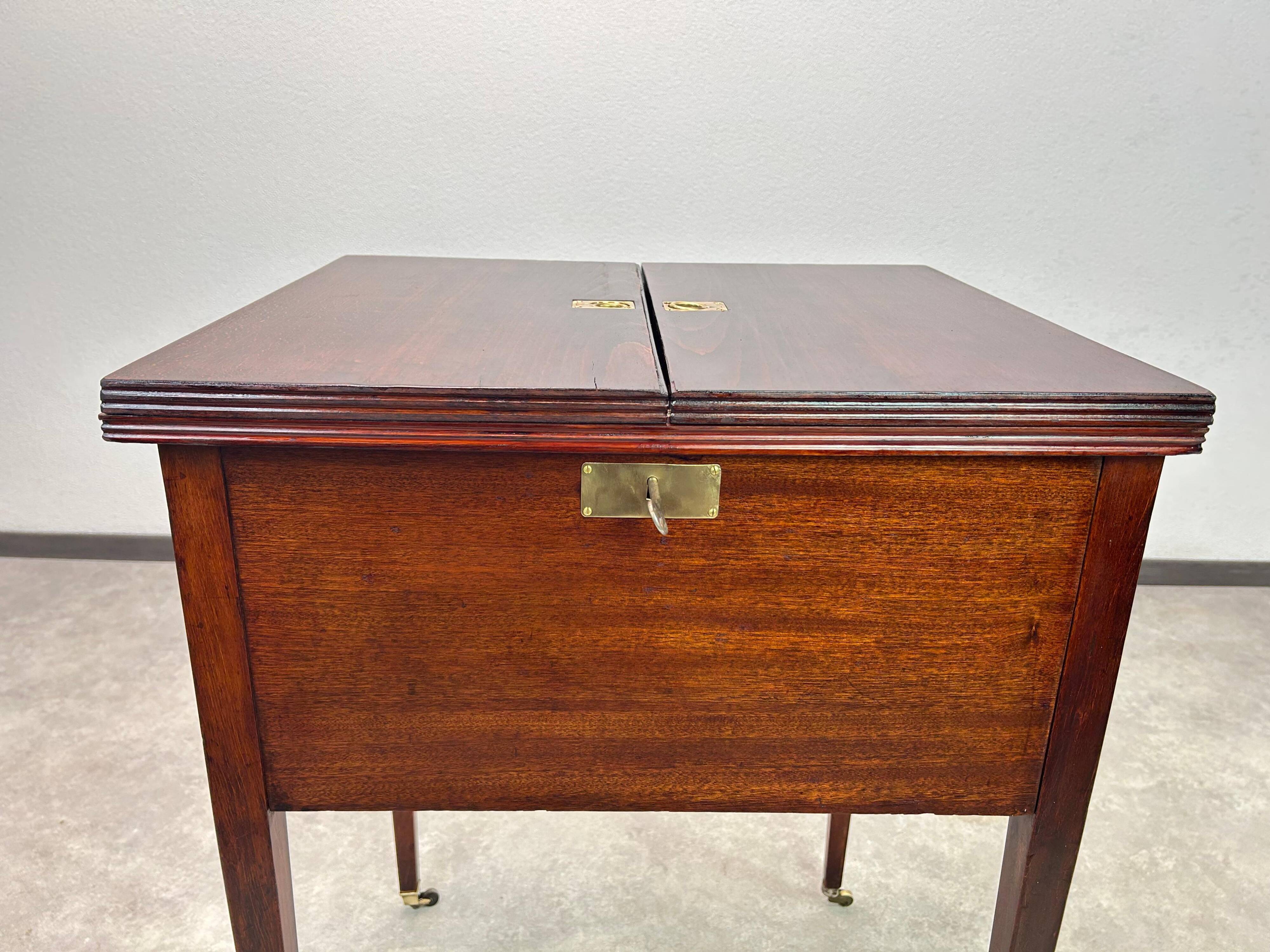 Secession Buffet by Portois & Fix