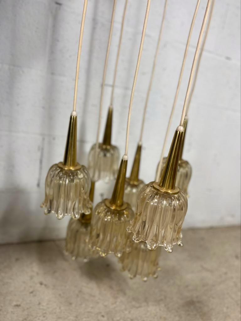 Vintage chandelier with 8 points light