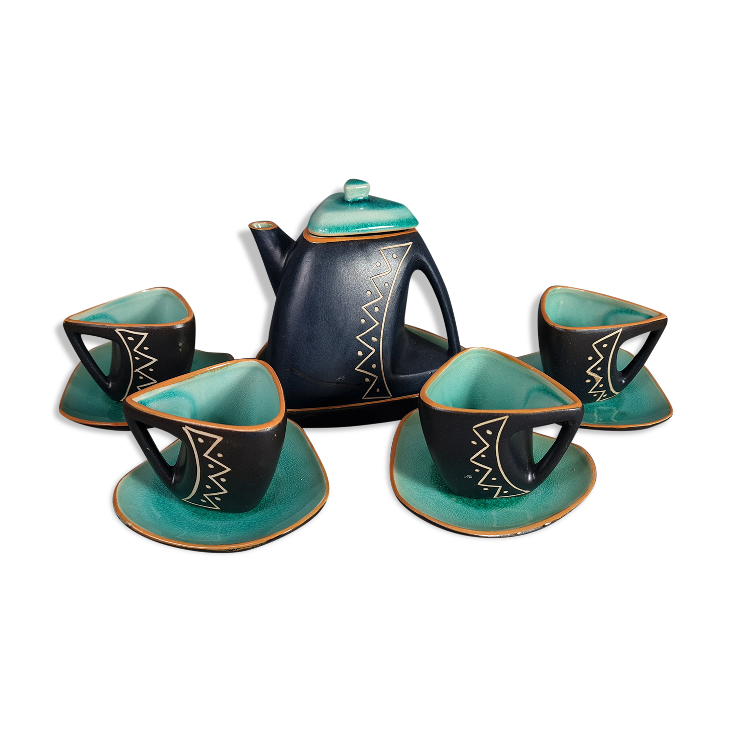 4-cup coffee set and 1980s pourer.