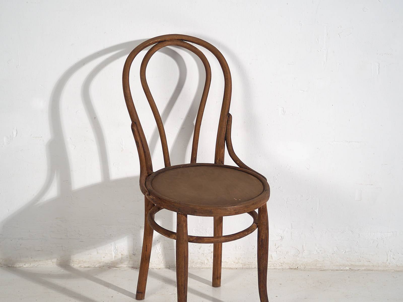 Antique Thonet Chairs No. 18 (c.1920). Set of 4 pieces #11
