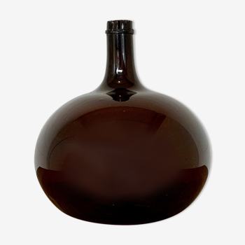 Demijohn in blown glass nineteenth amber color
