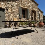 Table de jardin en fer forgé