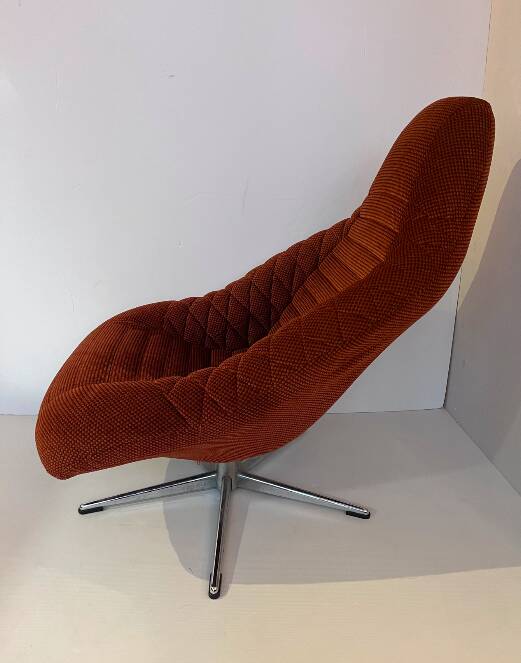 Vintage bucket chair in brick velvet