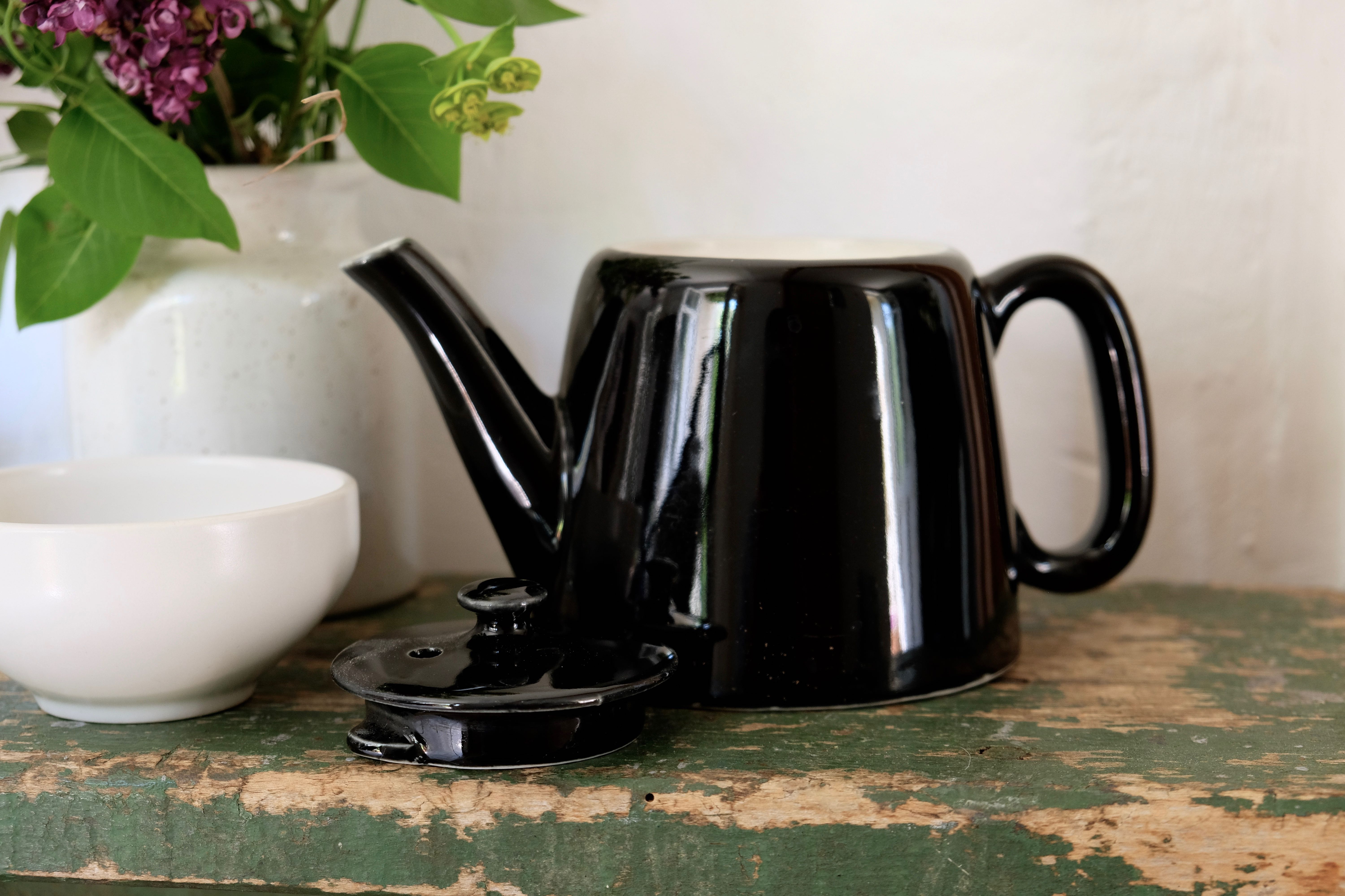Teapot or tisanière in vintage black ceramic