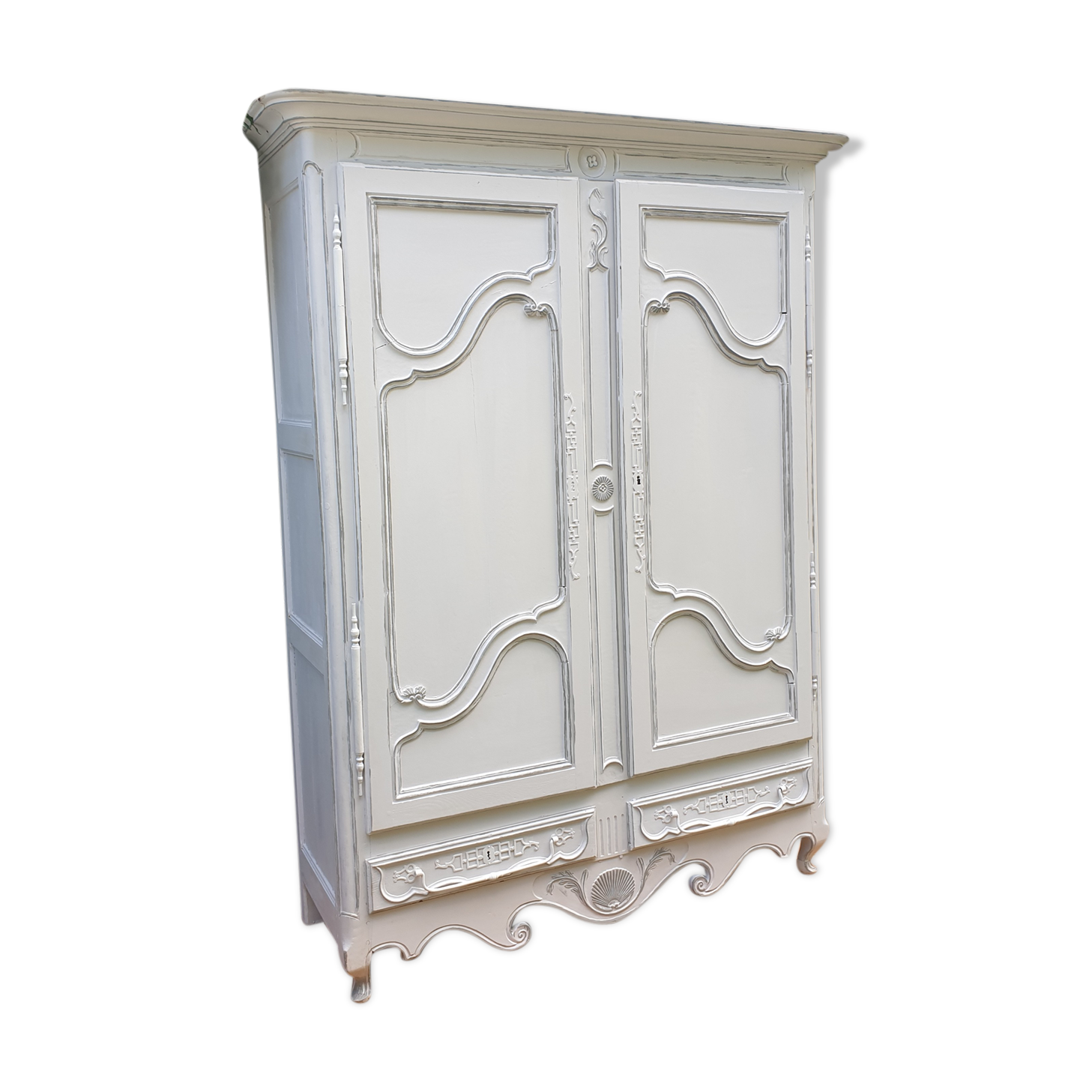 Skated Norman wardrobe