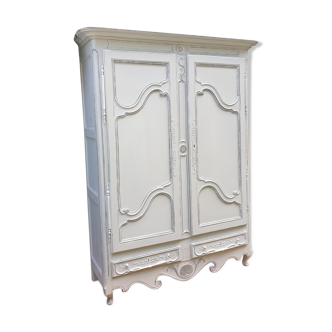 Skated Norman wardrobe