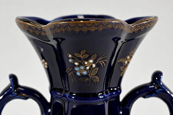 Vase en faïence bleu nuit, « fives lille » - début xxe