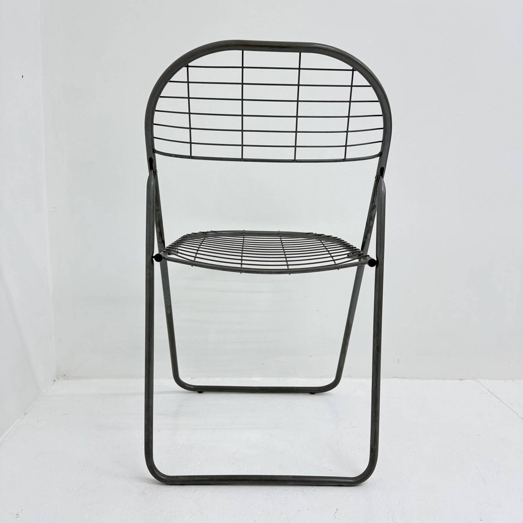 Niels Gammelgaard for Ikea grey wire metal folding chair, 1970s