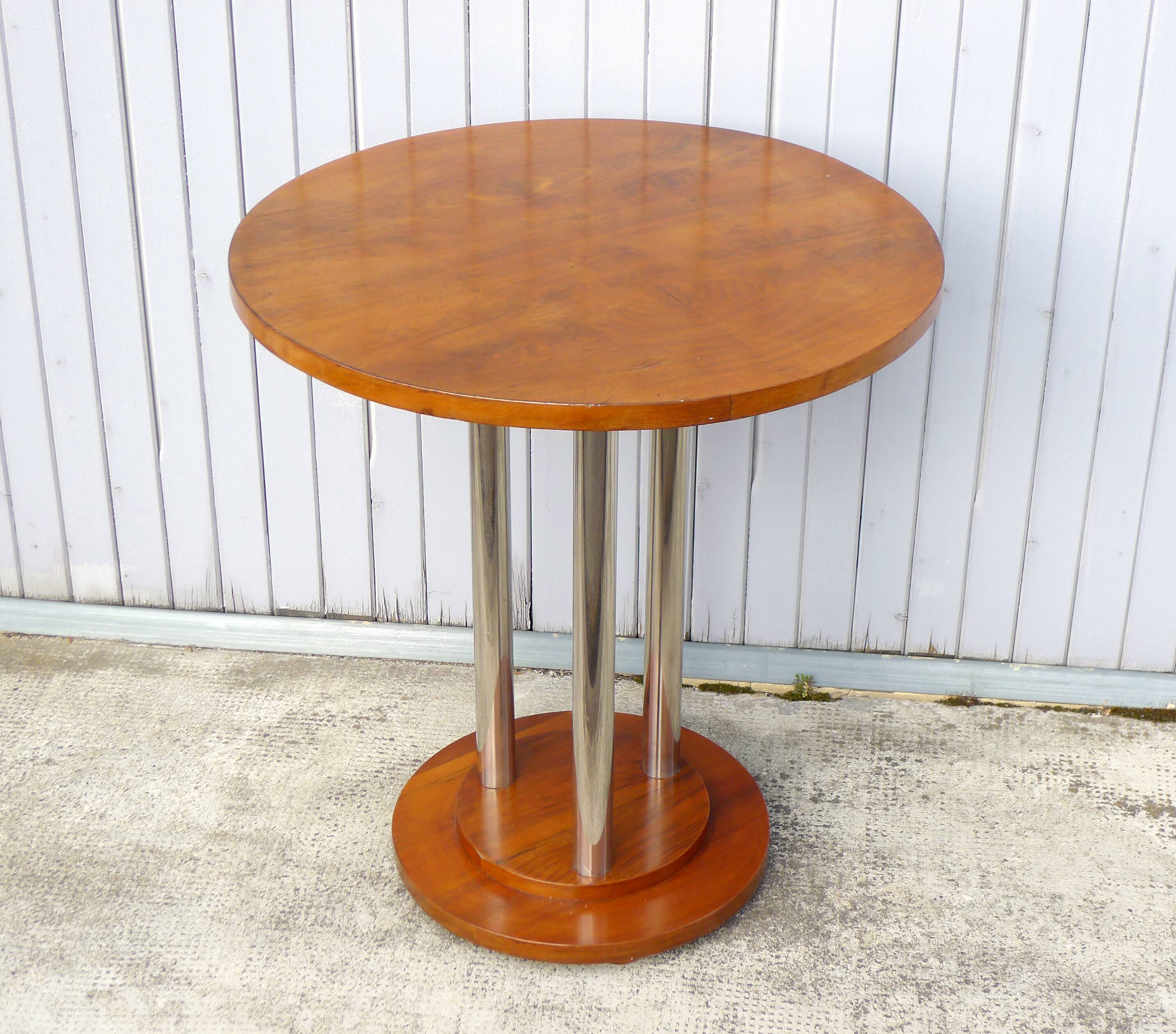 Art Deco pedestal table