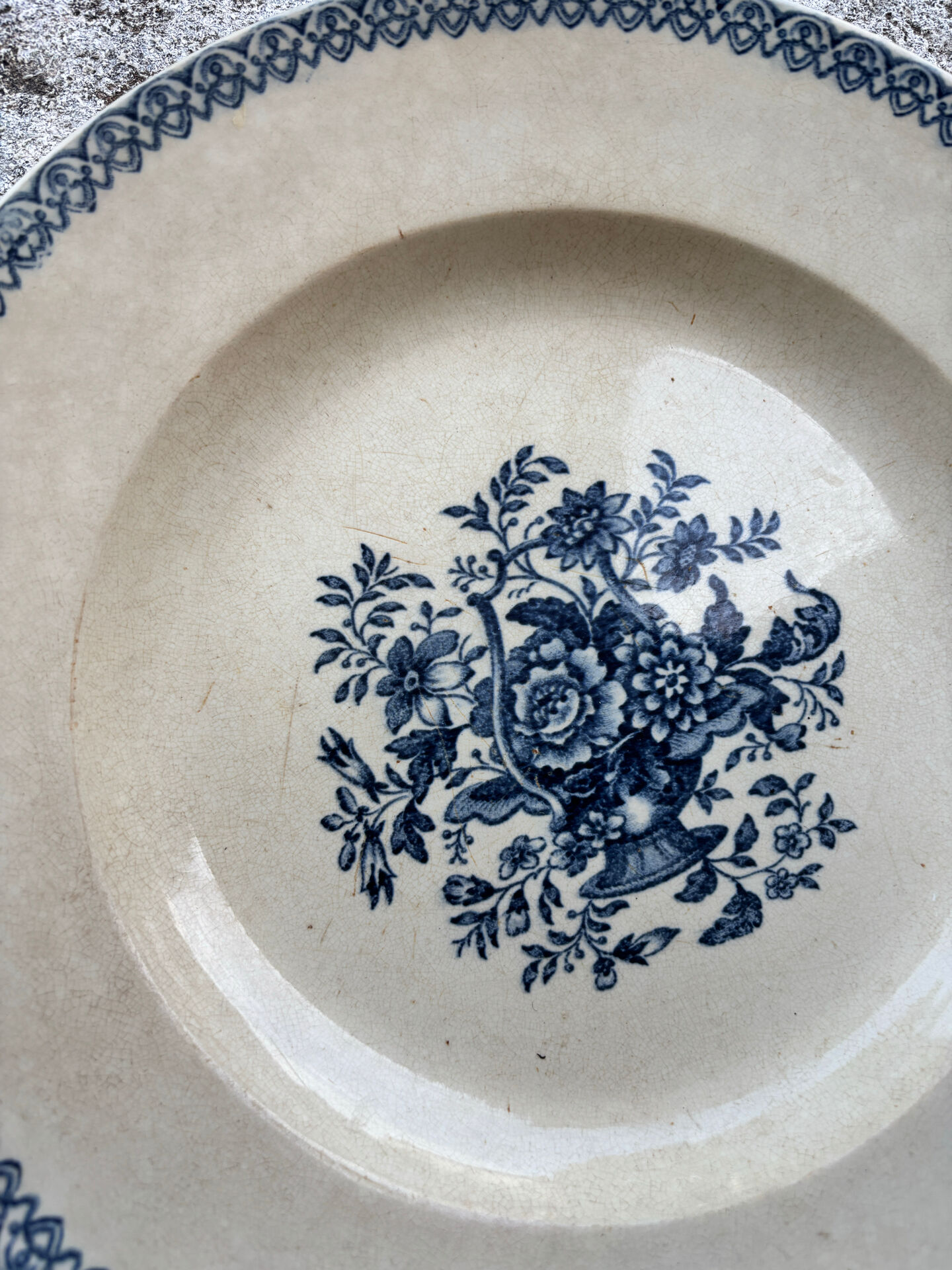 2 ceramic plates from the 19th century