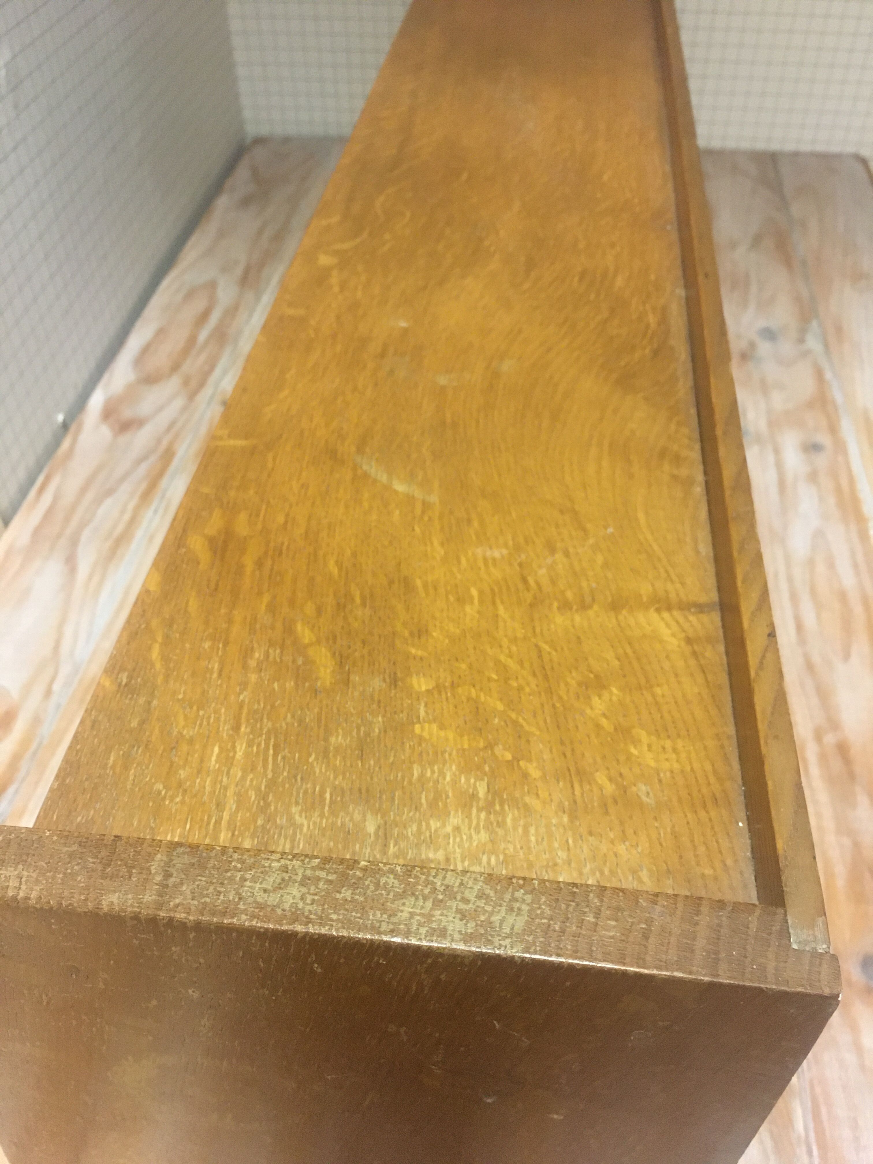 Etagère murale en bois