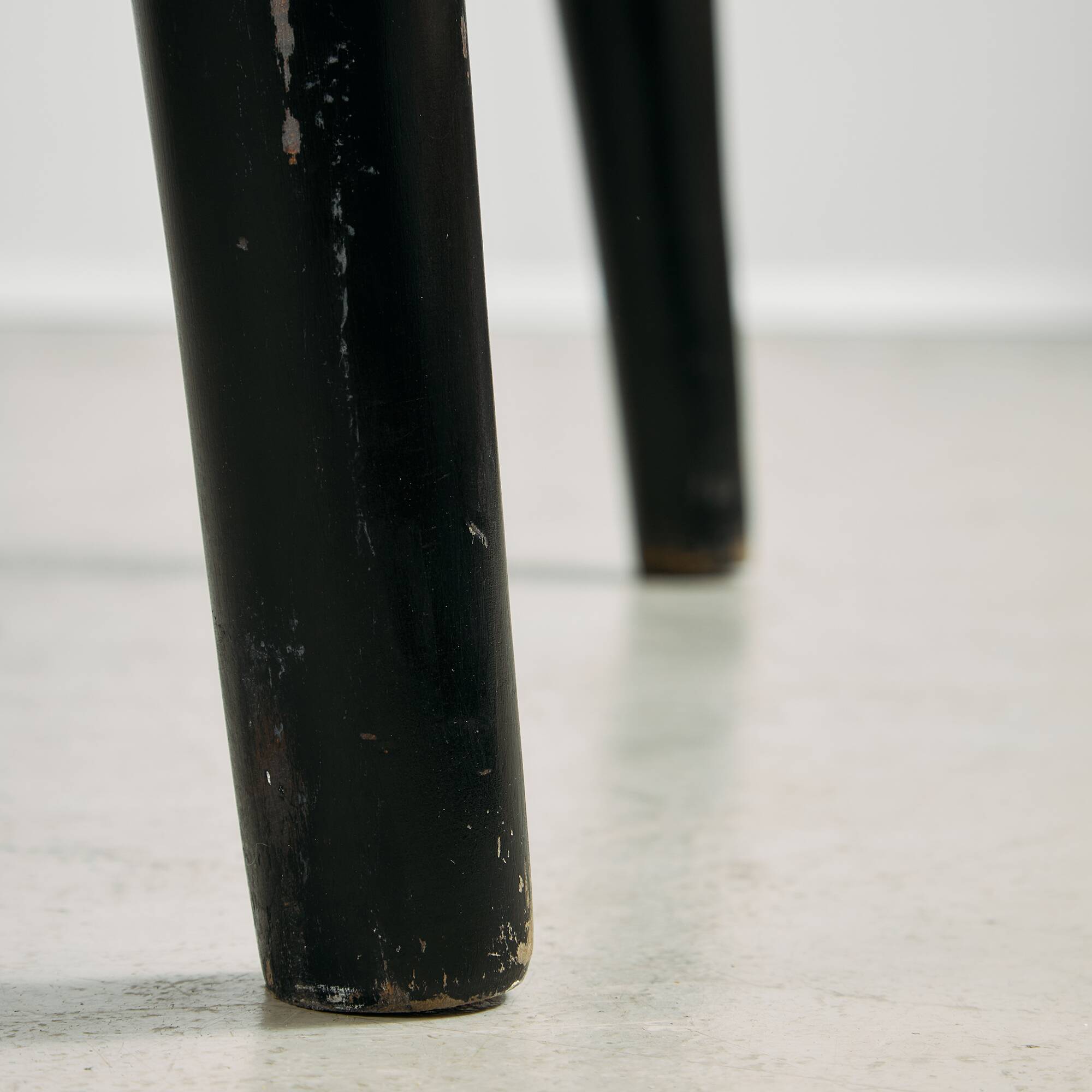 Long Canadian Pine Table with Black Legs