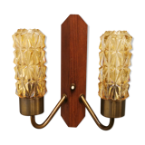 Ancienne applique danoise, avec double source de lumière, en bois de teck, verre de couleur ambre et laiton