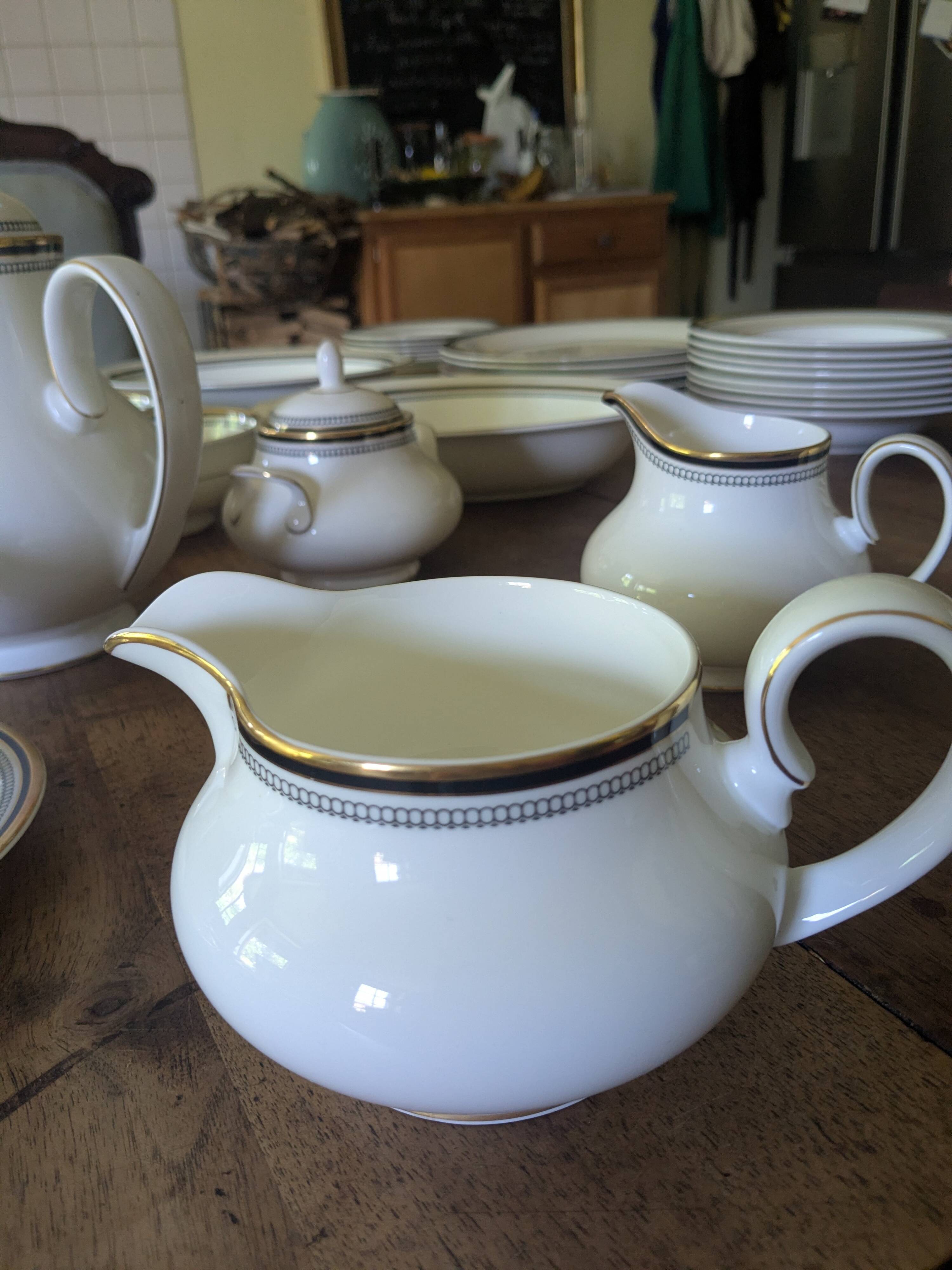 Royal Doulton porcelain service
