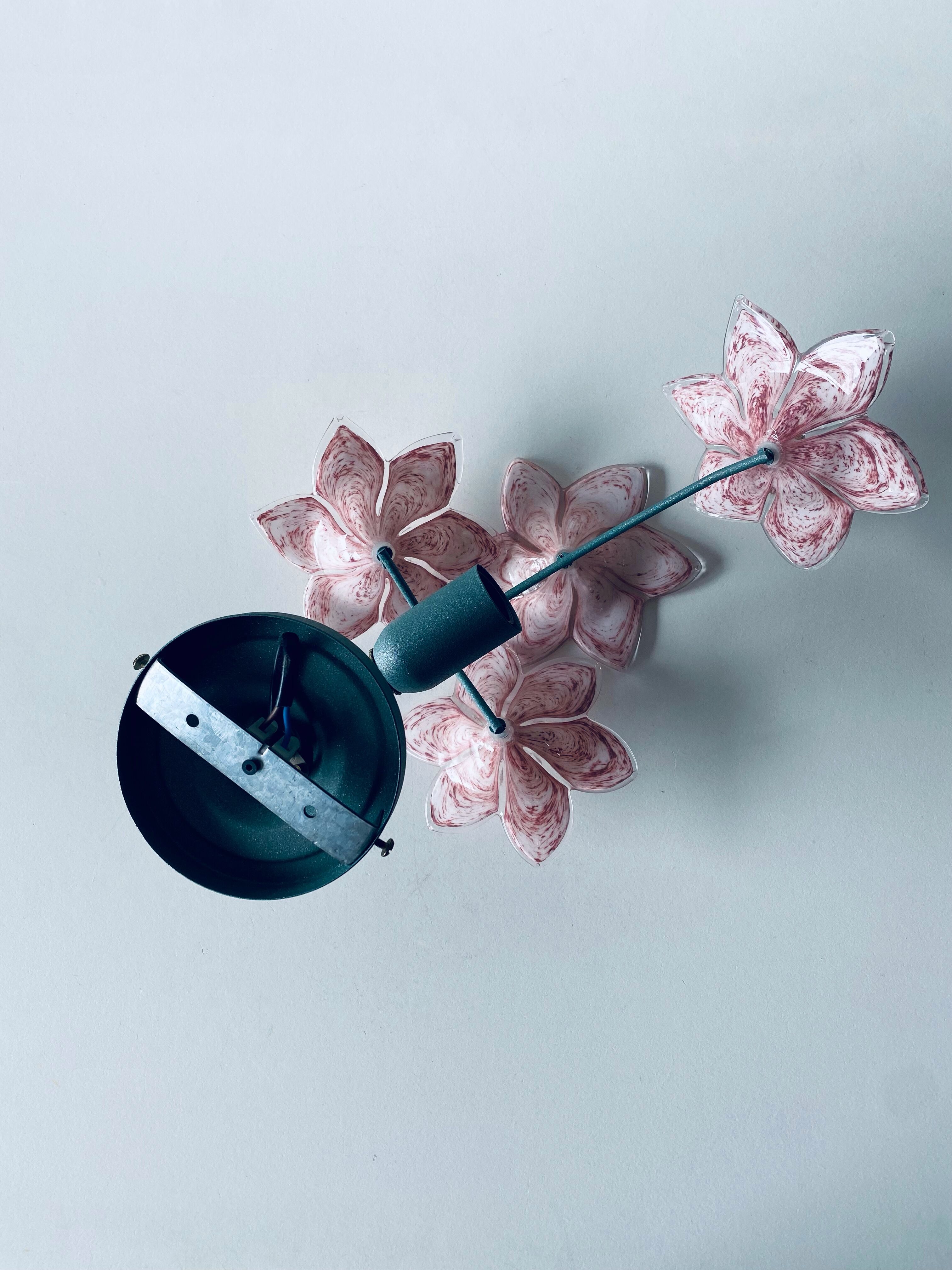 Murano glass flower wall lamp