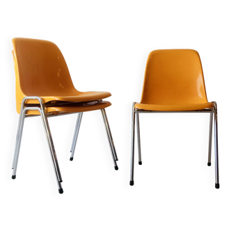 Chaises empilables de l'ère spatiale, 1970