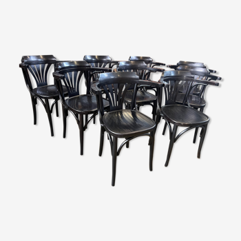 Lot de 9 fauteuils bistrot