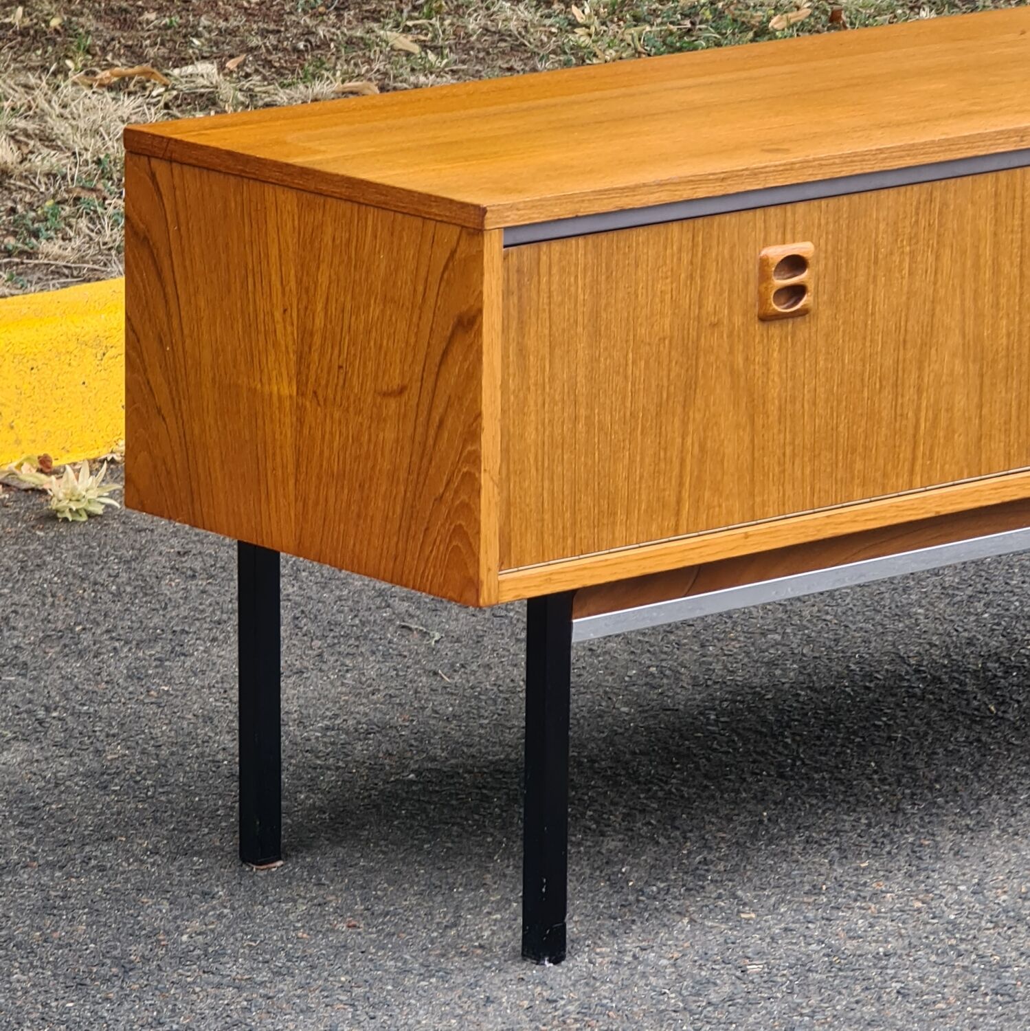 Vintage scandinavian tv sideboard