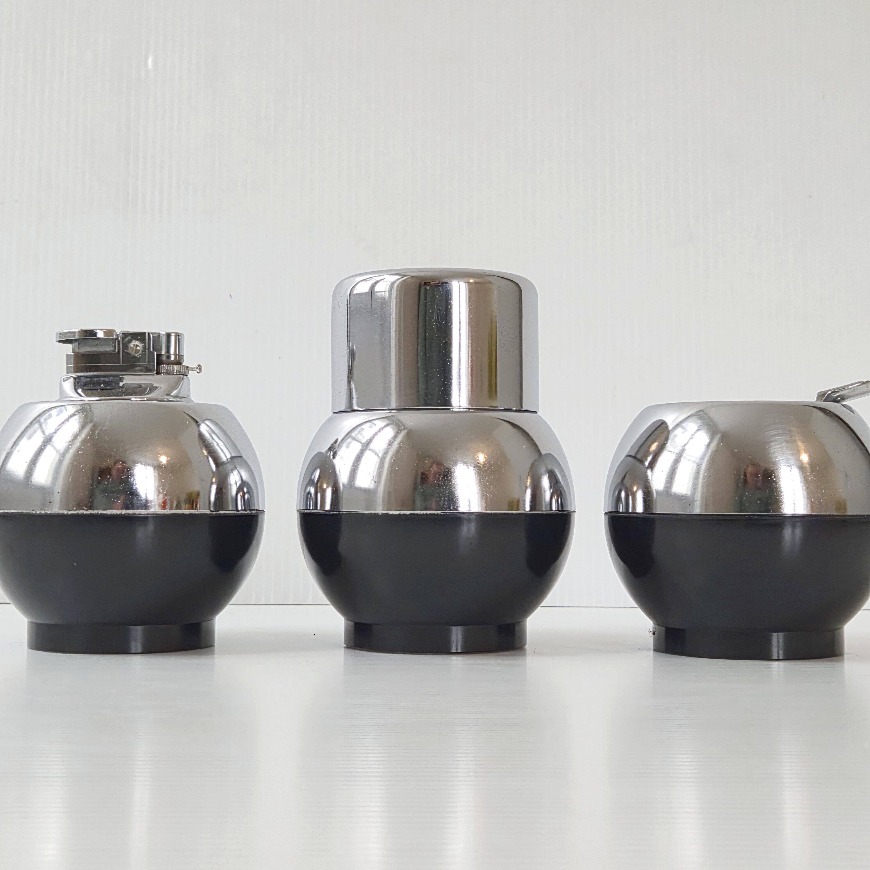 1960 vintage smoking set