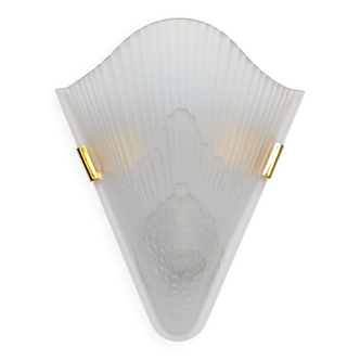 Art Deco style wall lamp