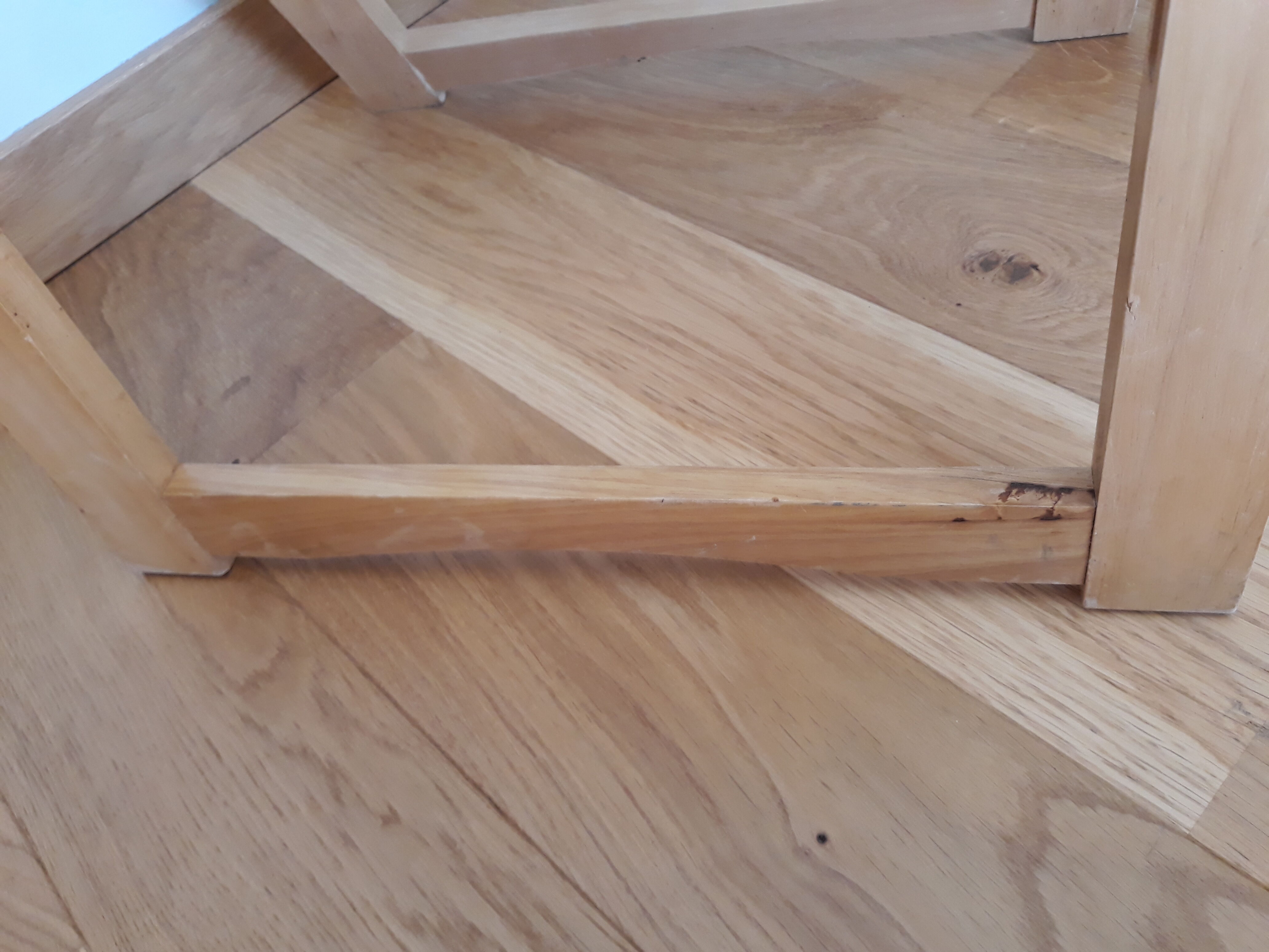 Folding chairs