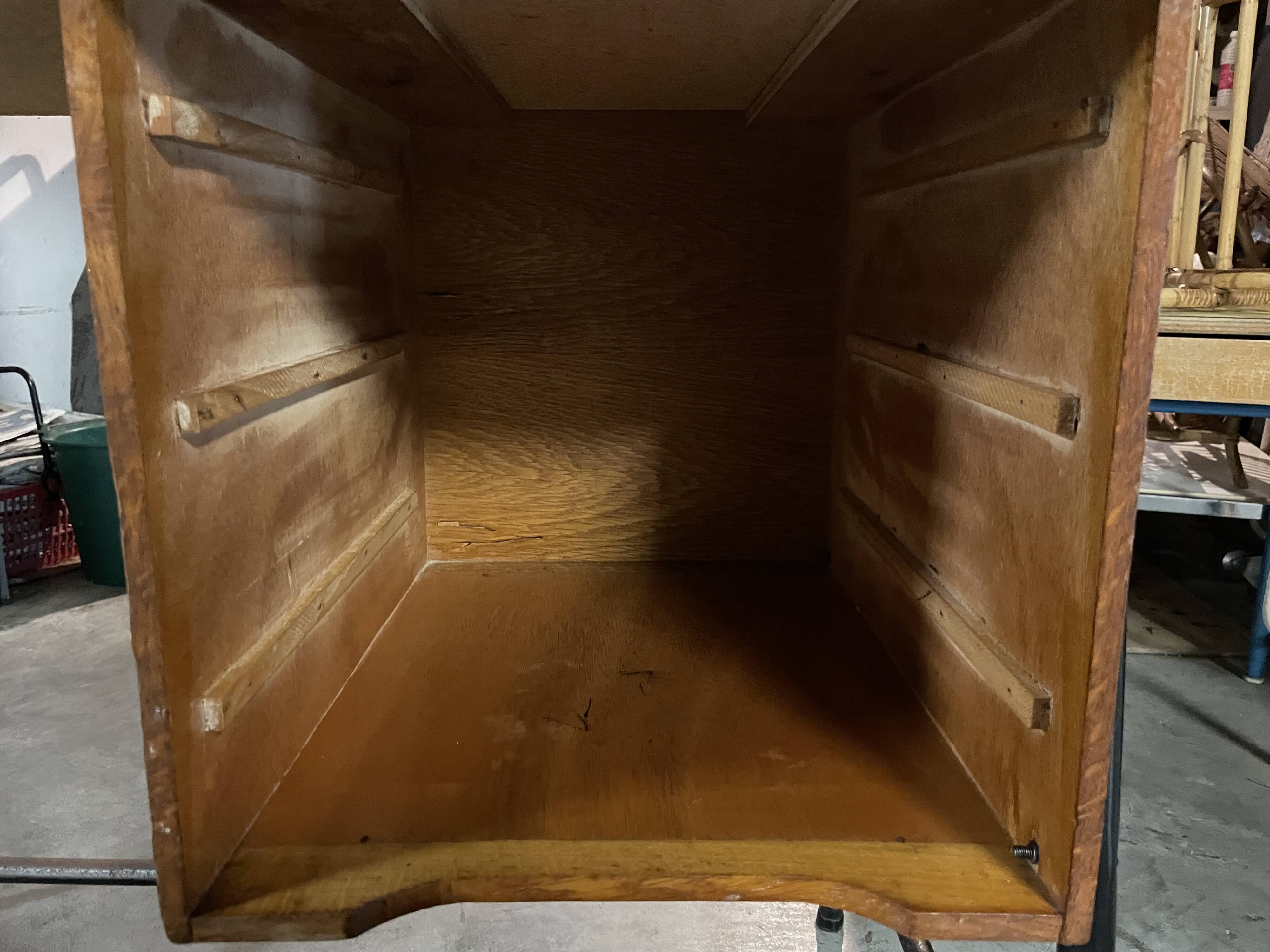 Pierre Guariche Office