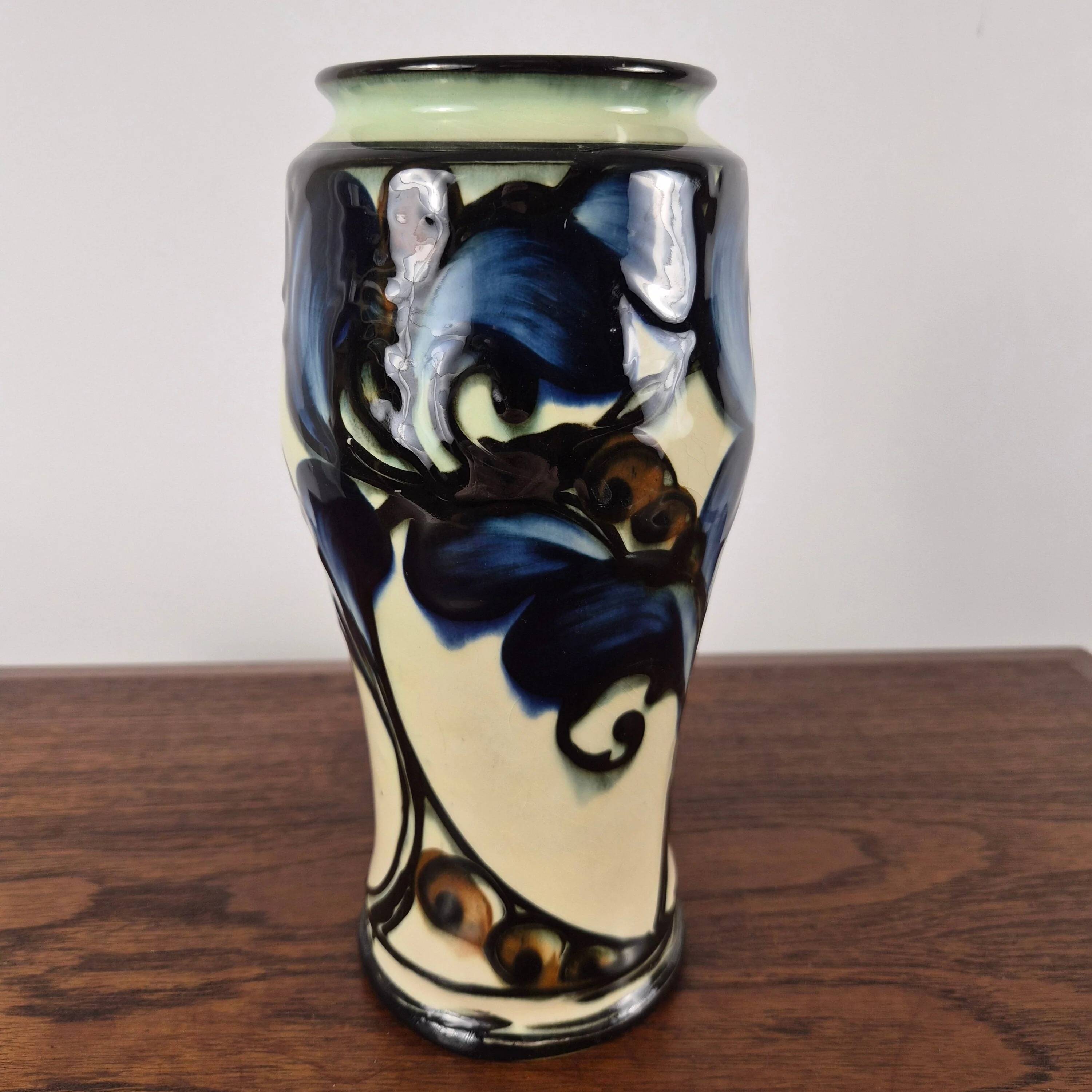 Petit vase en grès émaillé par Danico, Danemark, 1930.