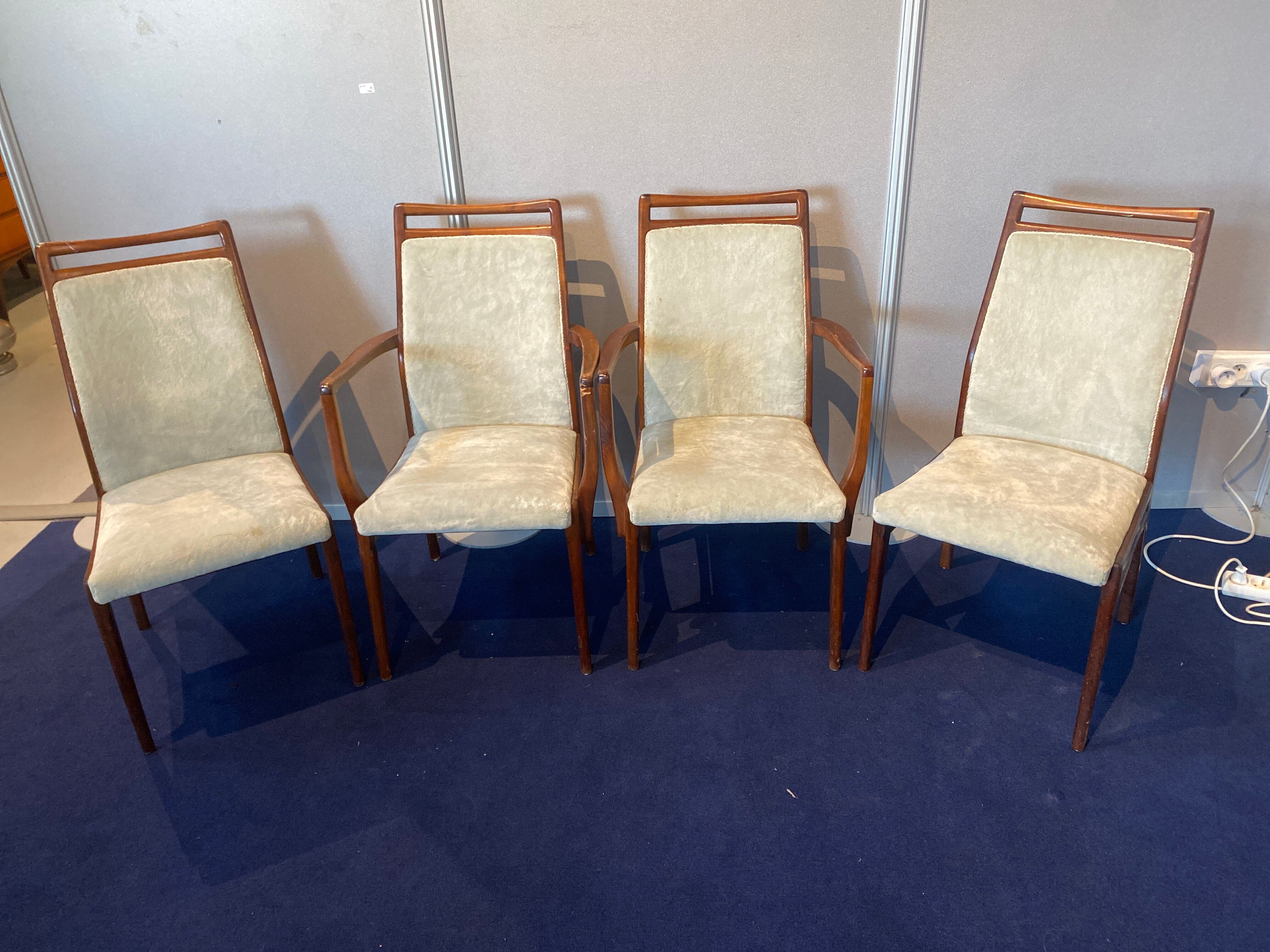 2 armchairs and 2 wooden chairs