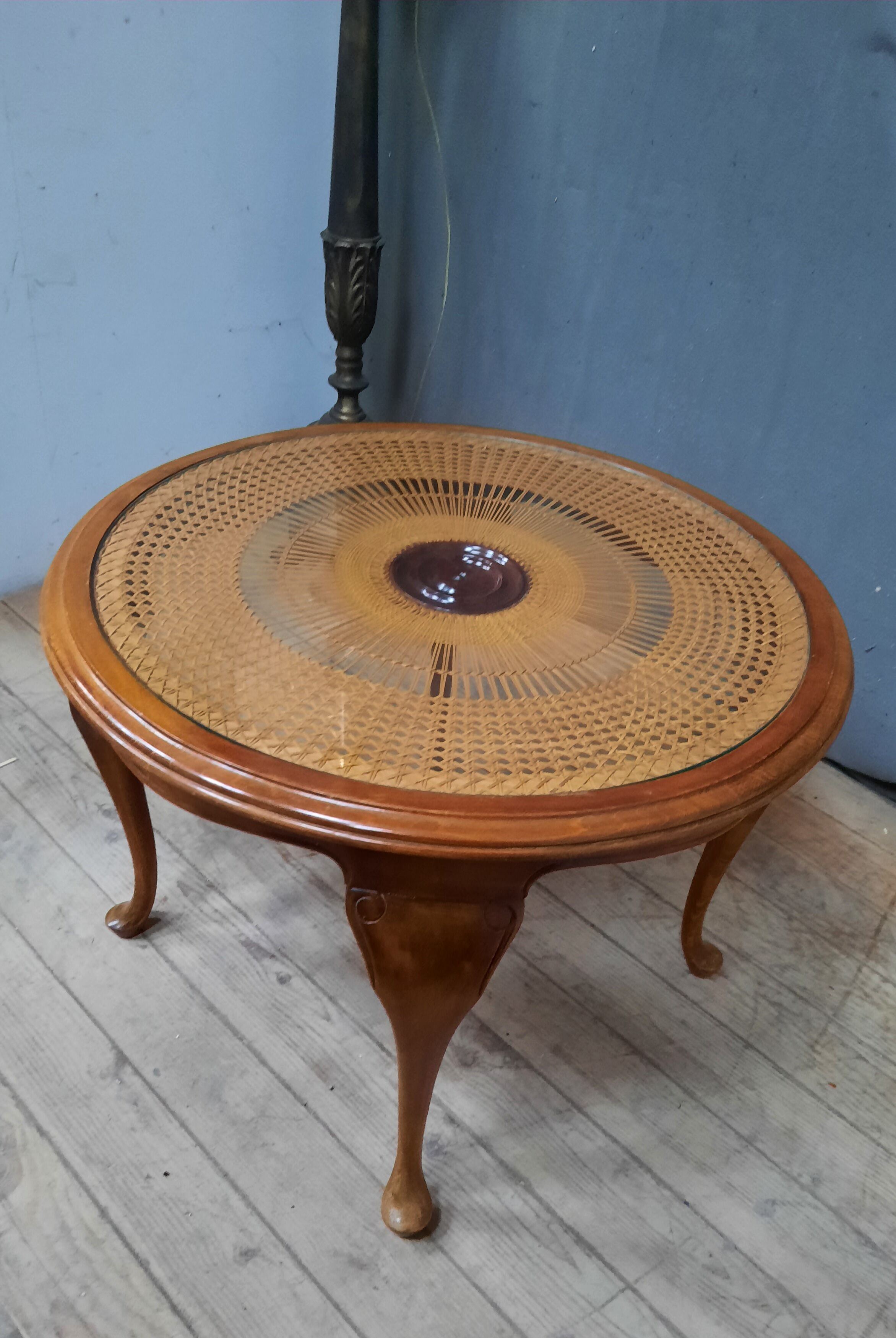 Table basse plateau canné