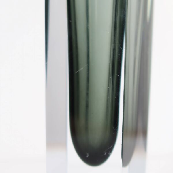 Vase soliflore Murano Sommerso géométrique, années 1970