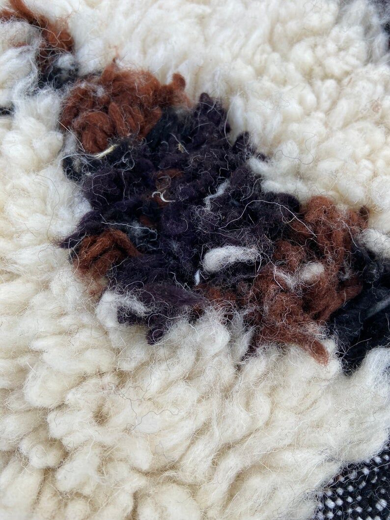 Beni Ouarain wool rug in 185x280 cm wool